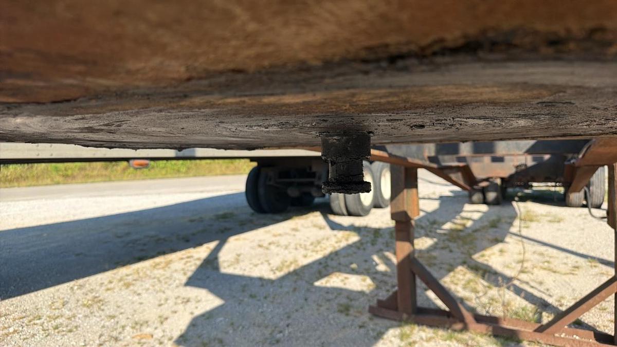 Used 1998 Sun Manufacturing Log Trailer