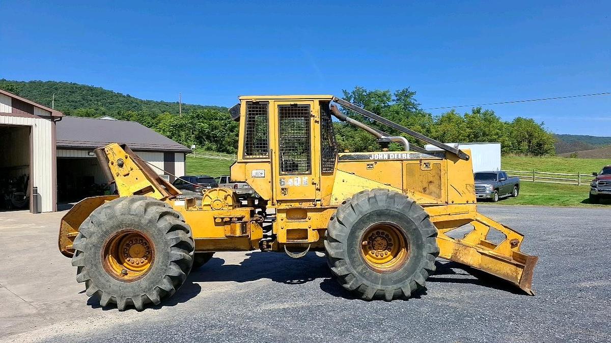 Used 1993 John Deere 640E Cable Skidder