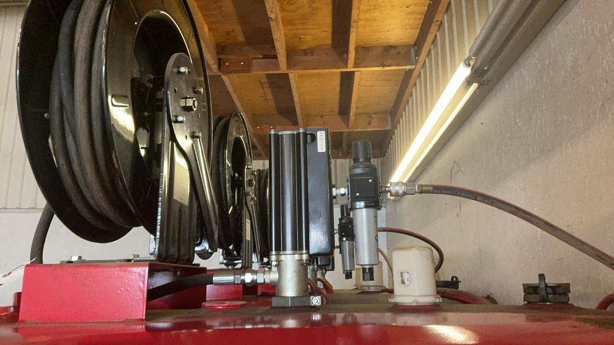 Used Turner Tanks Oil Holding Tank w/ Pump