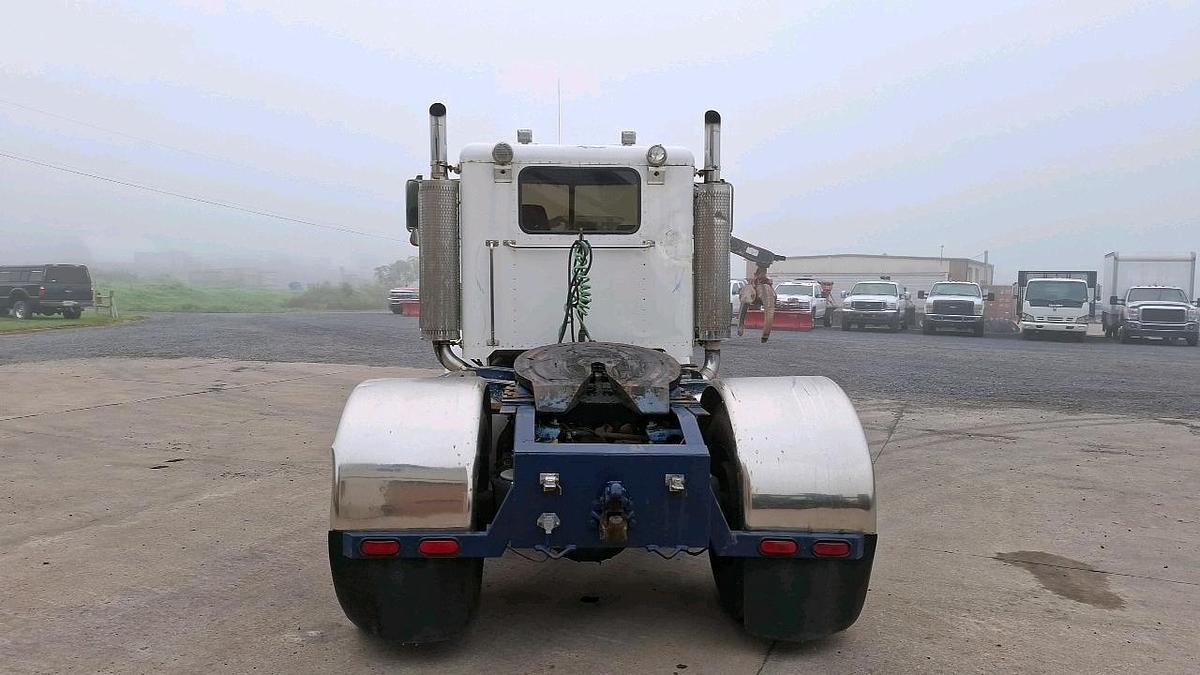 Used 1991 Peterbilt 379 Semi