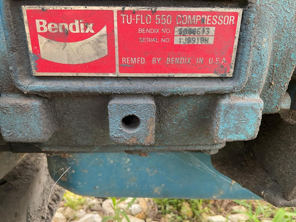 Used 1999 International DT466E Power Unit