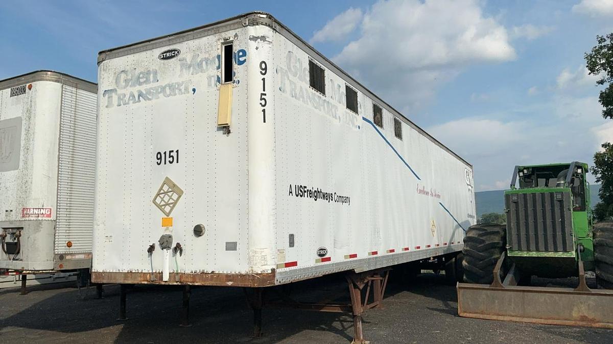 Used 1998 Strick Van Trailer