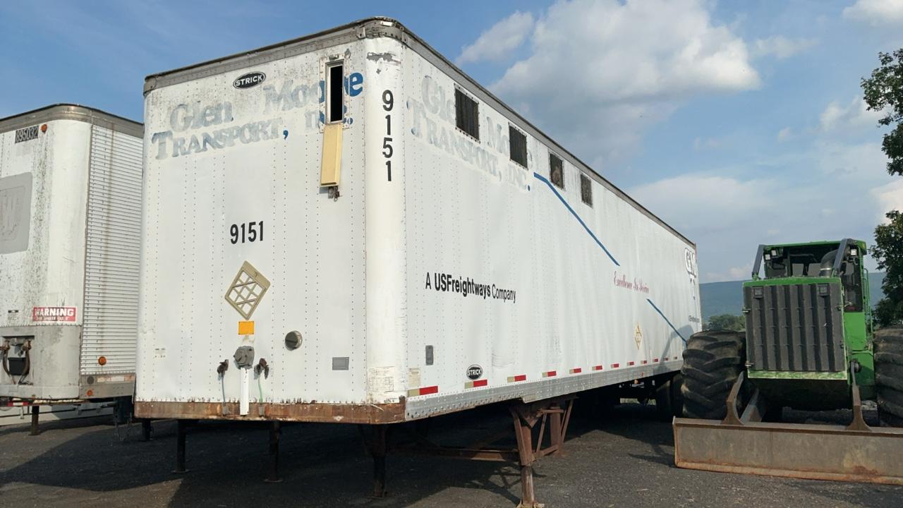 Used 1998 Strick Van Trailer