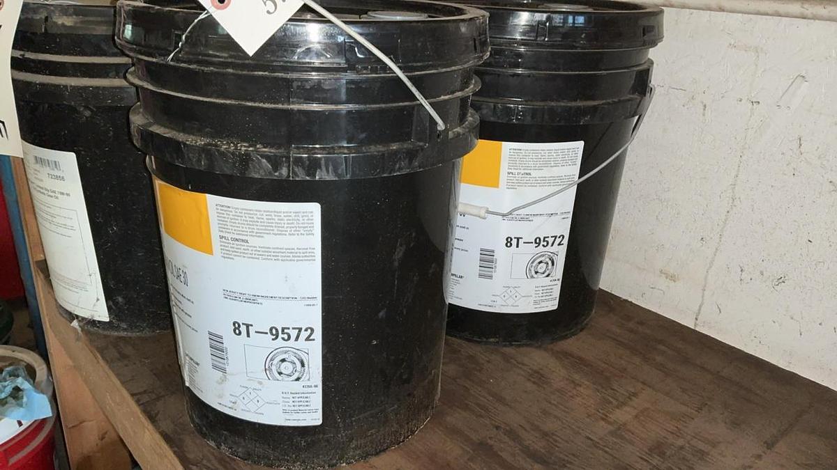 Used CAT TDT0 30 Transmission Oil