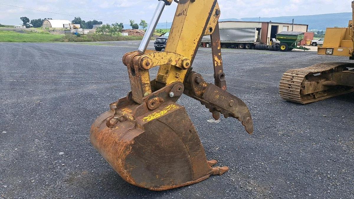 Used 1989 Caterpillar 211 Excavator