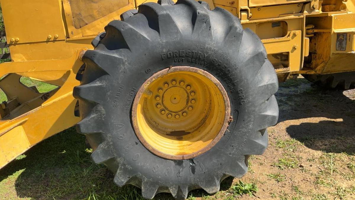 Used 1994 John Deere 540E Cable Skidder