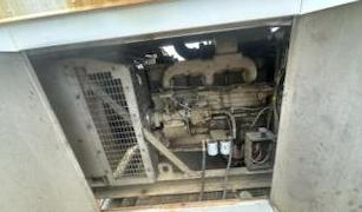 Used Cummins 150 KW Diesel Generator
