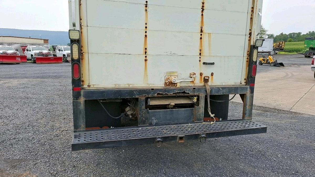 Used 2011 Ford F550 Box Truck