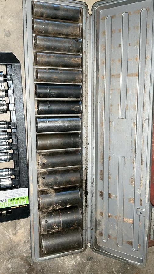 Used Breaker Bar and Sockets