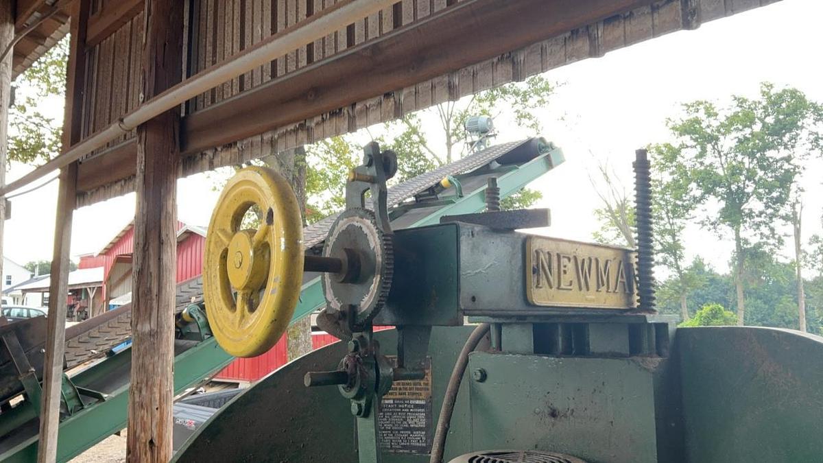 Used Newman G-200 Chipper Knife Grinder