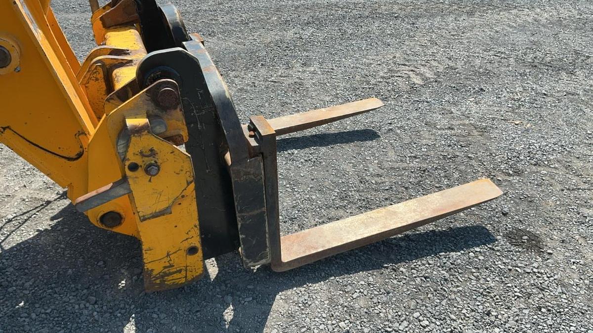 Used 2012 JCB 550 Telehandler