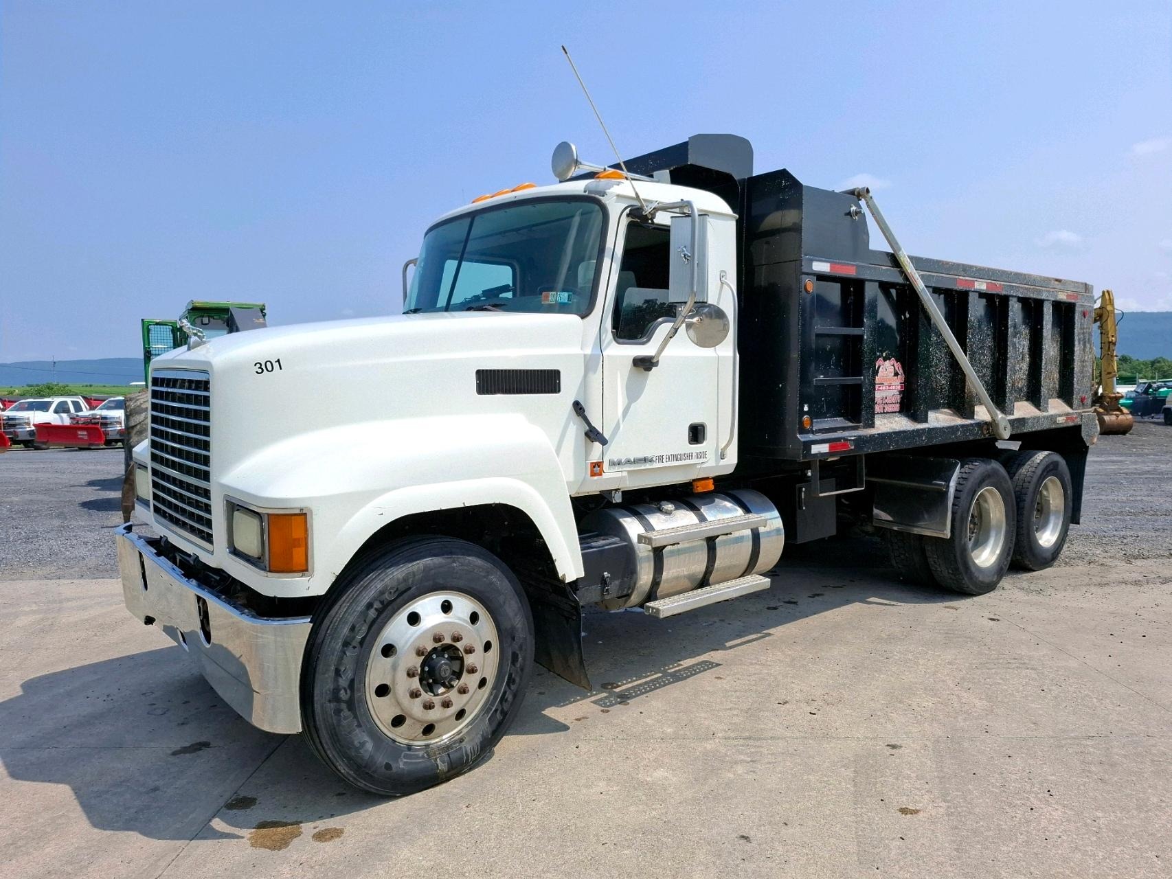 Used 2009 Mack CH613 Dump Truck