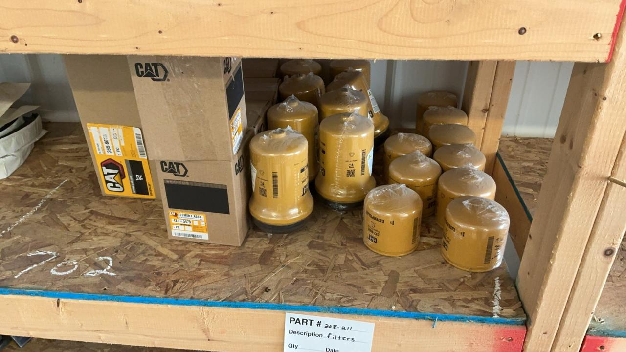 Used CAT Air and Oil/Fuel Filters