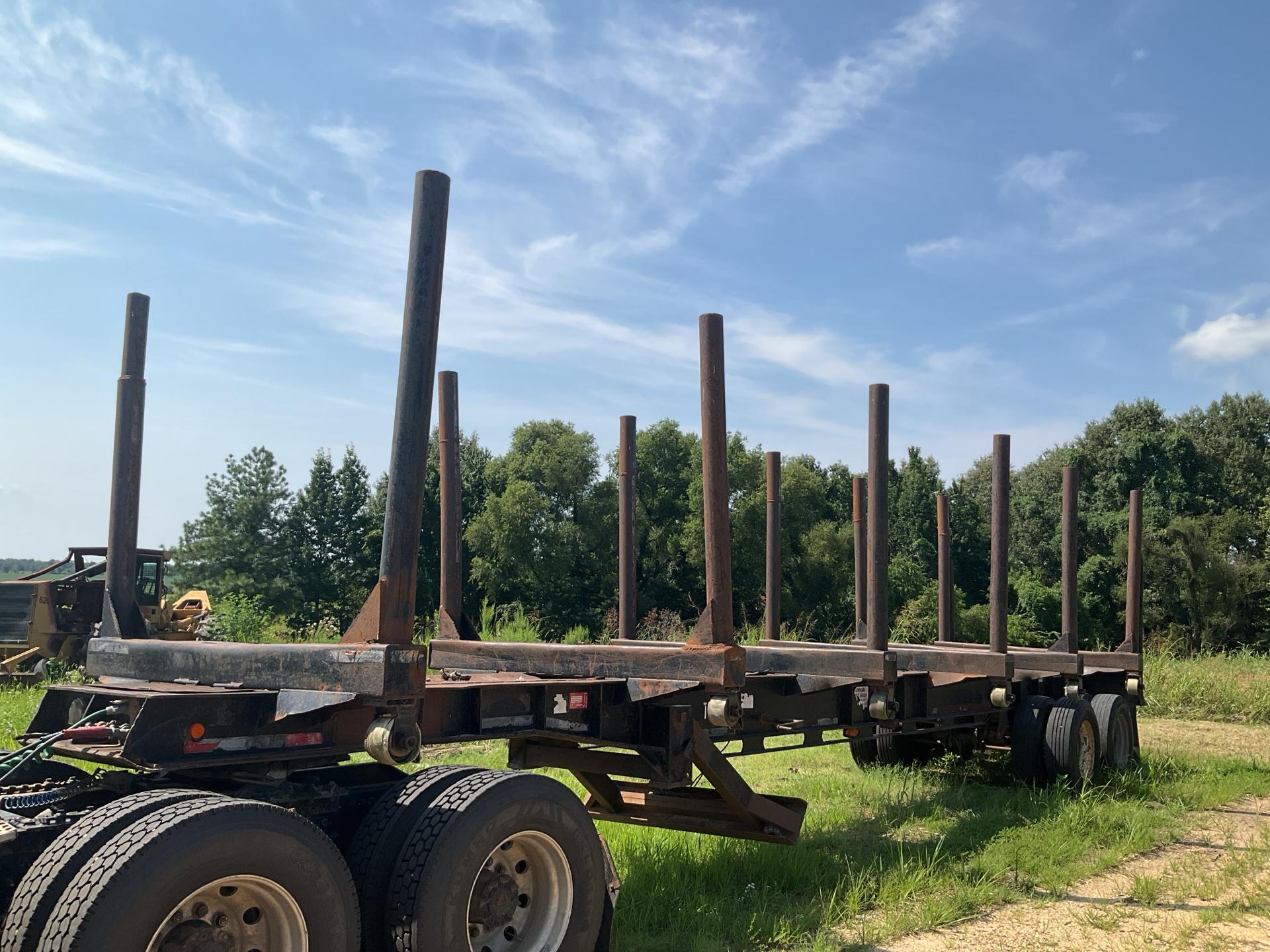 Used 1994 Savannah Log Trailer