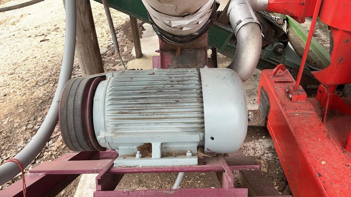 Used Cornell A26 Dust Blower and Pipe