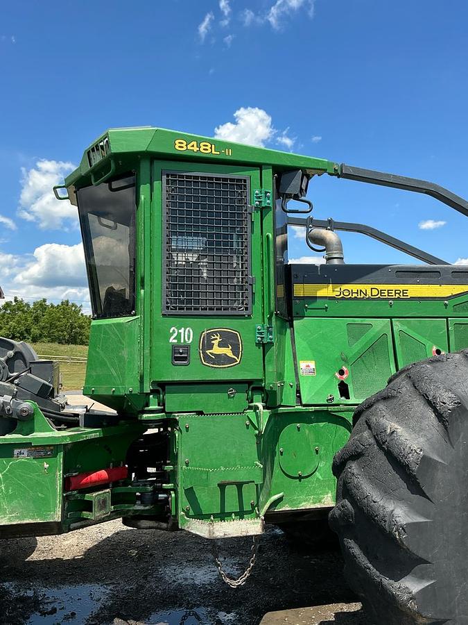 Used 2019 John Deere 848L Grapple Skidder