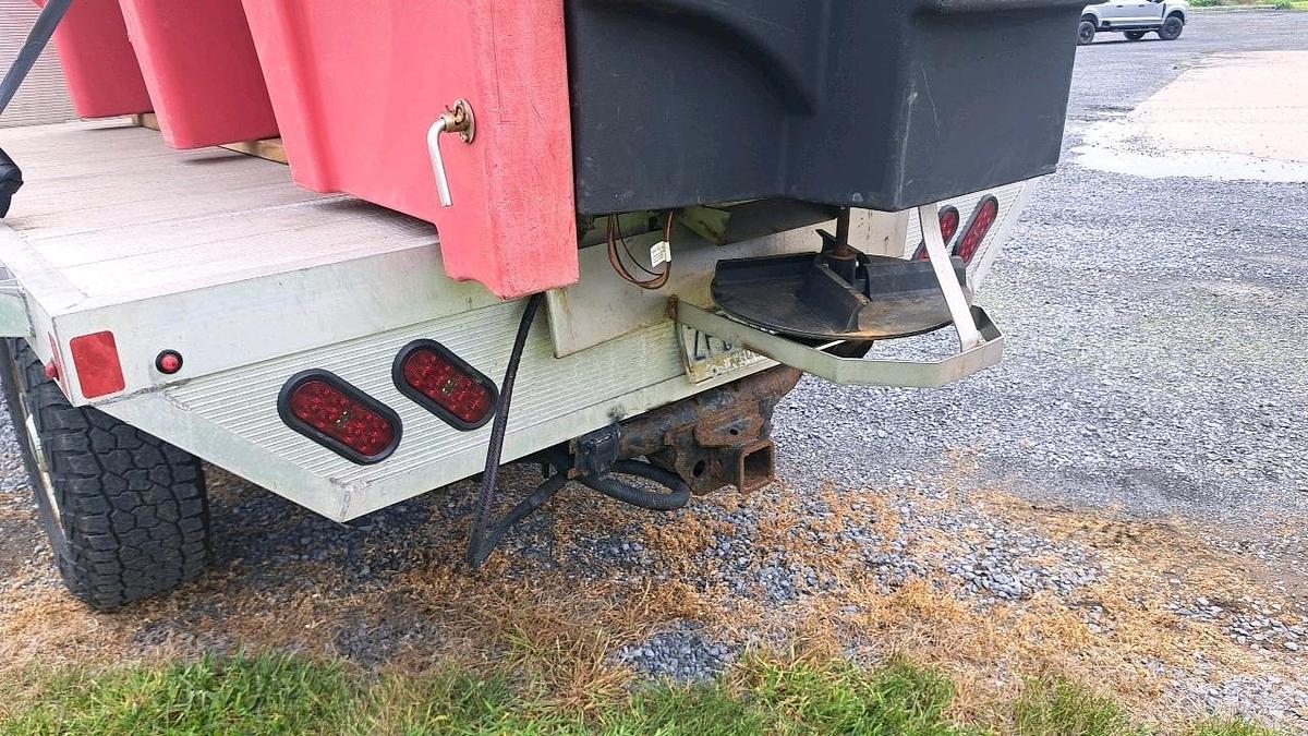 Used 2015 Chevy 2500 Flatbed Truck