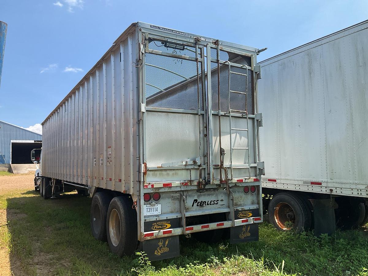 Used 2010 Peerless Live Floor Trailer