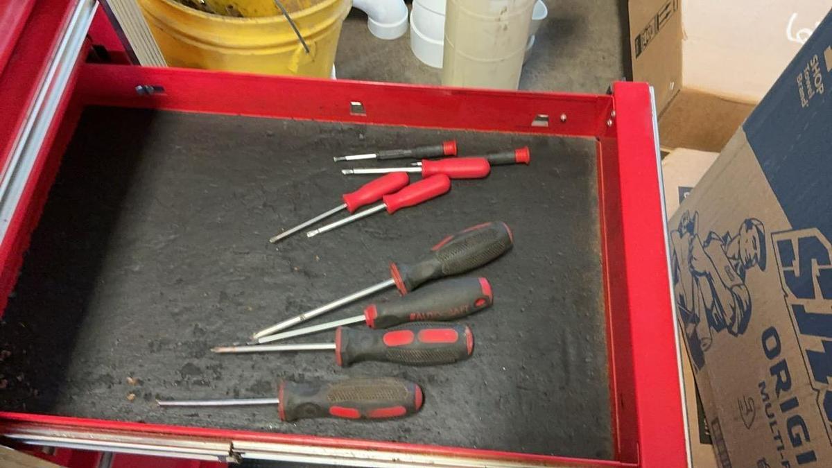 Used U.S. General Tool Box and Contents
