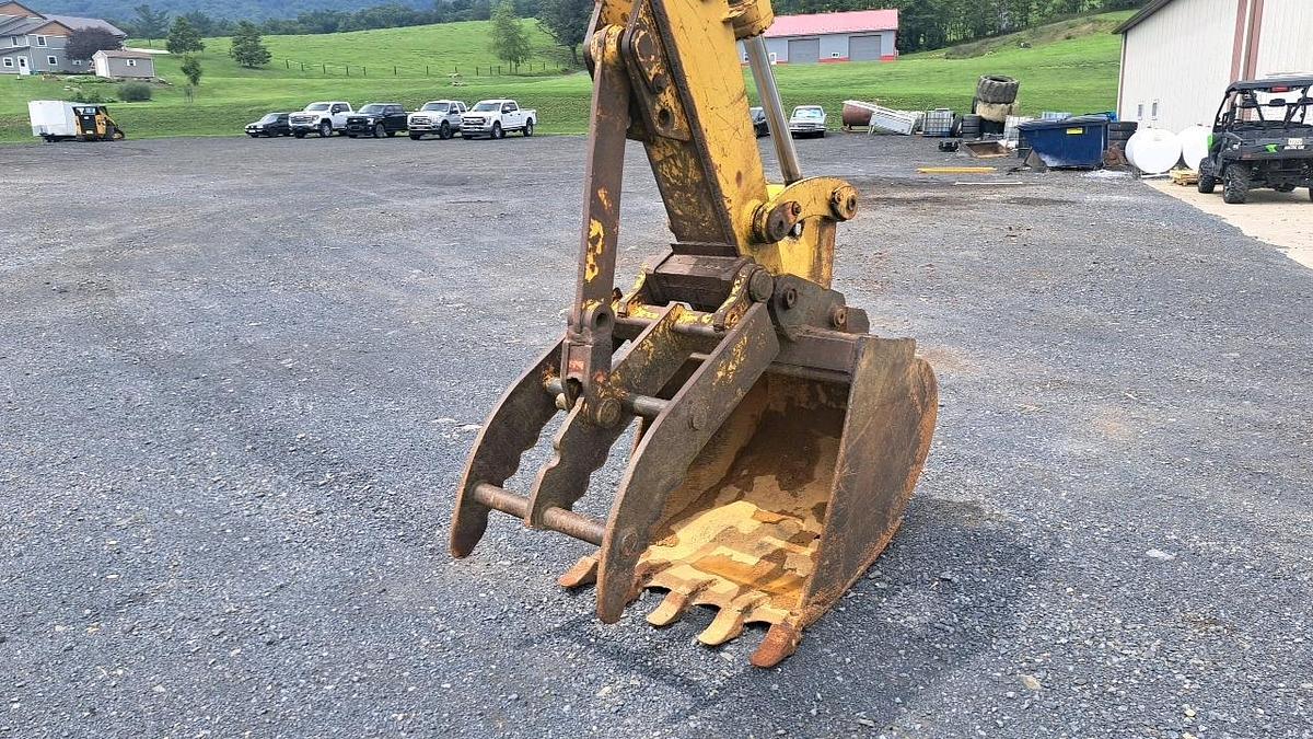 Used 1989 Caterpillar 211 Excavator