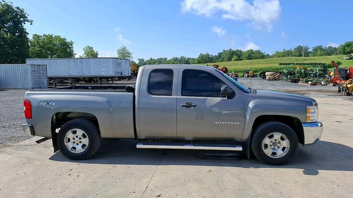 Used 2013 Chevy 1500 Pickup Truck