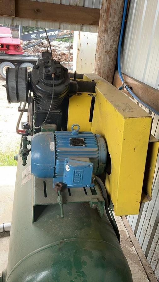 Used Ingersoll Rand 71T2-10E2 Air Compressor