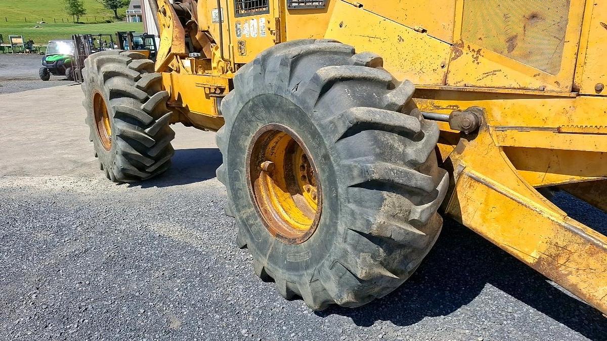 Used 1993 John Deere 640E Cable Skidder