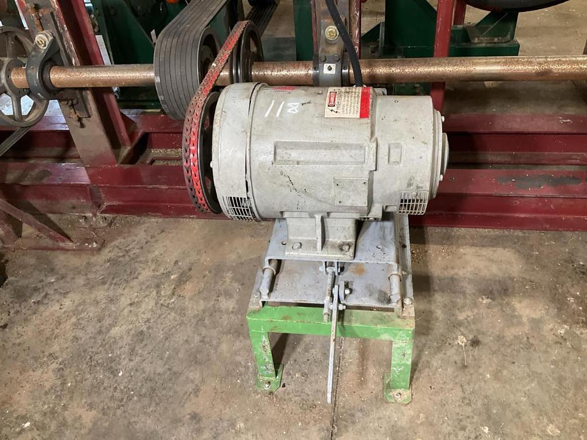 Used A Complete Circular Sawmill Cleereman 36