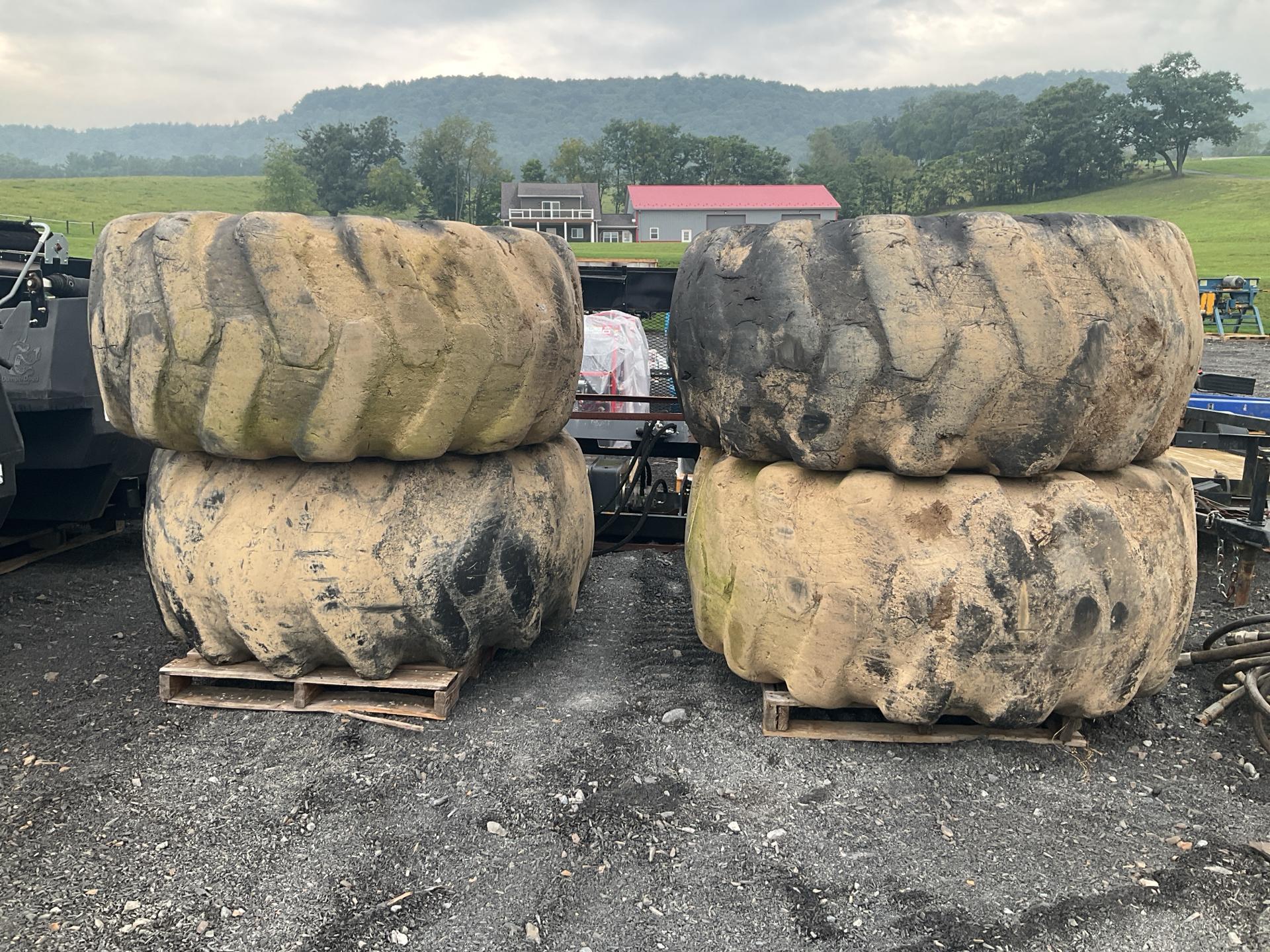 Used 30.5 Skidder Tires and rims