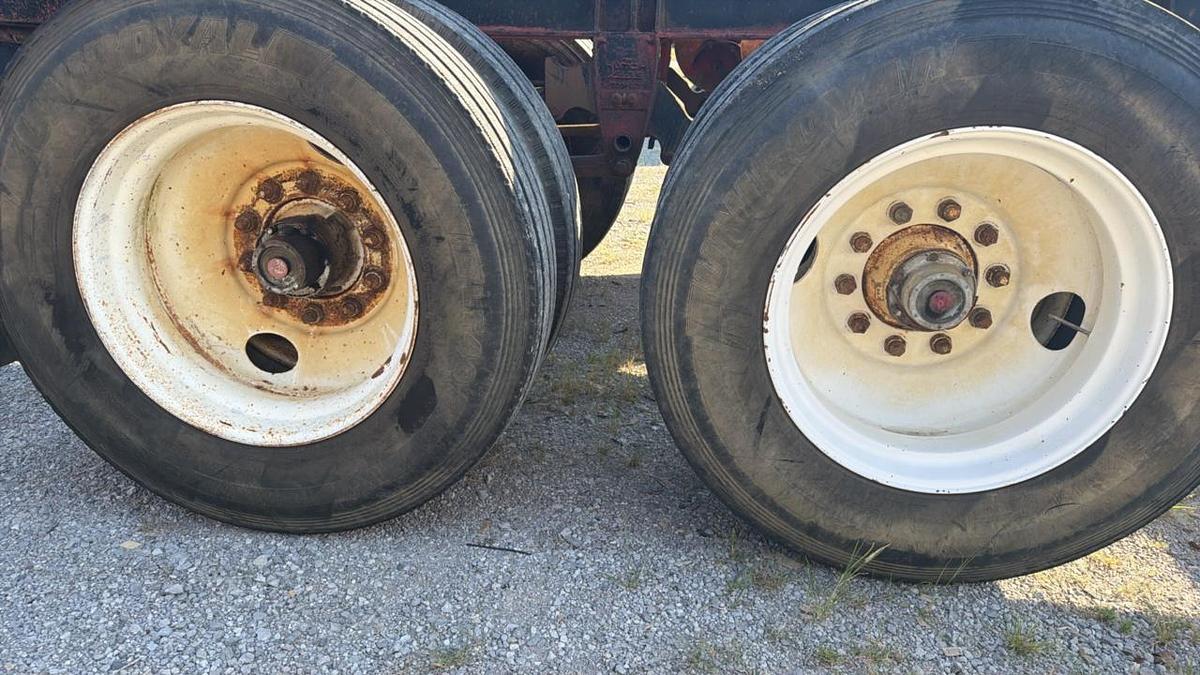 Used 1989 Evans Log Trailer