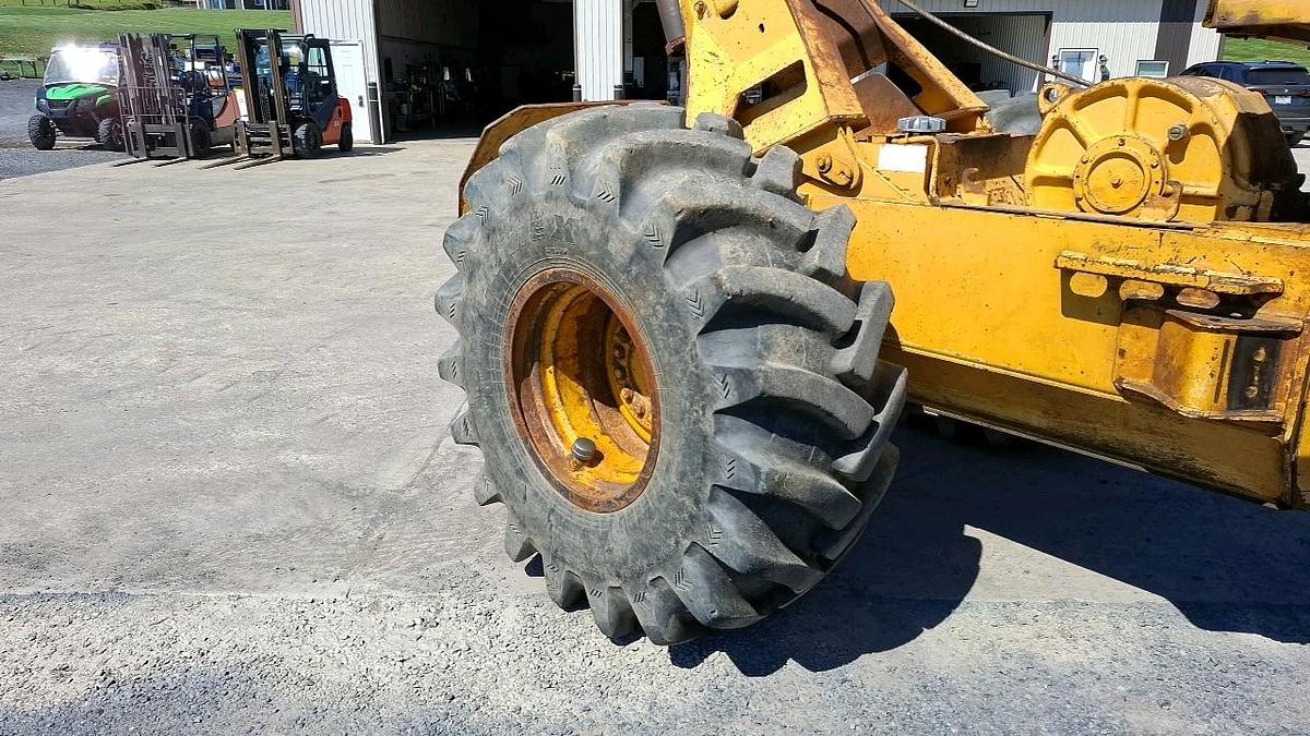 Used 1993 John Deere 640E Cable Skidder