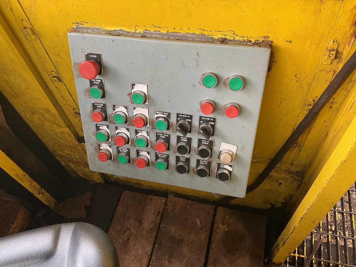 Used Fulgum E-616 Rosserhead Debarker