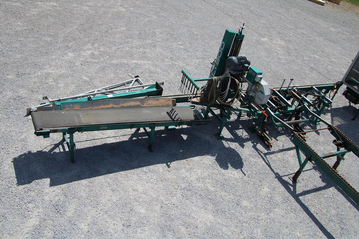 Used LT300 Wood-Mizer Thin Kerf Head Rig w/Cab & Conveyor