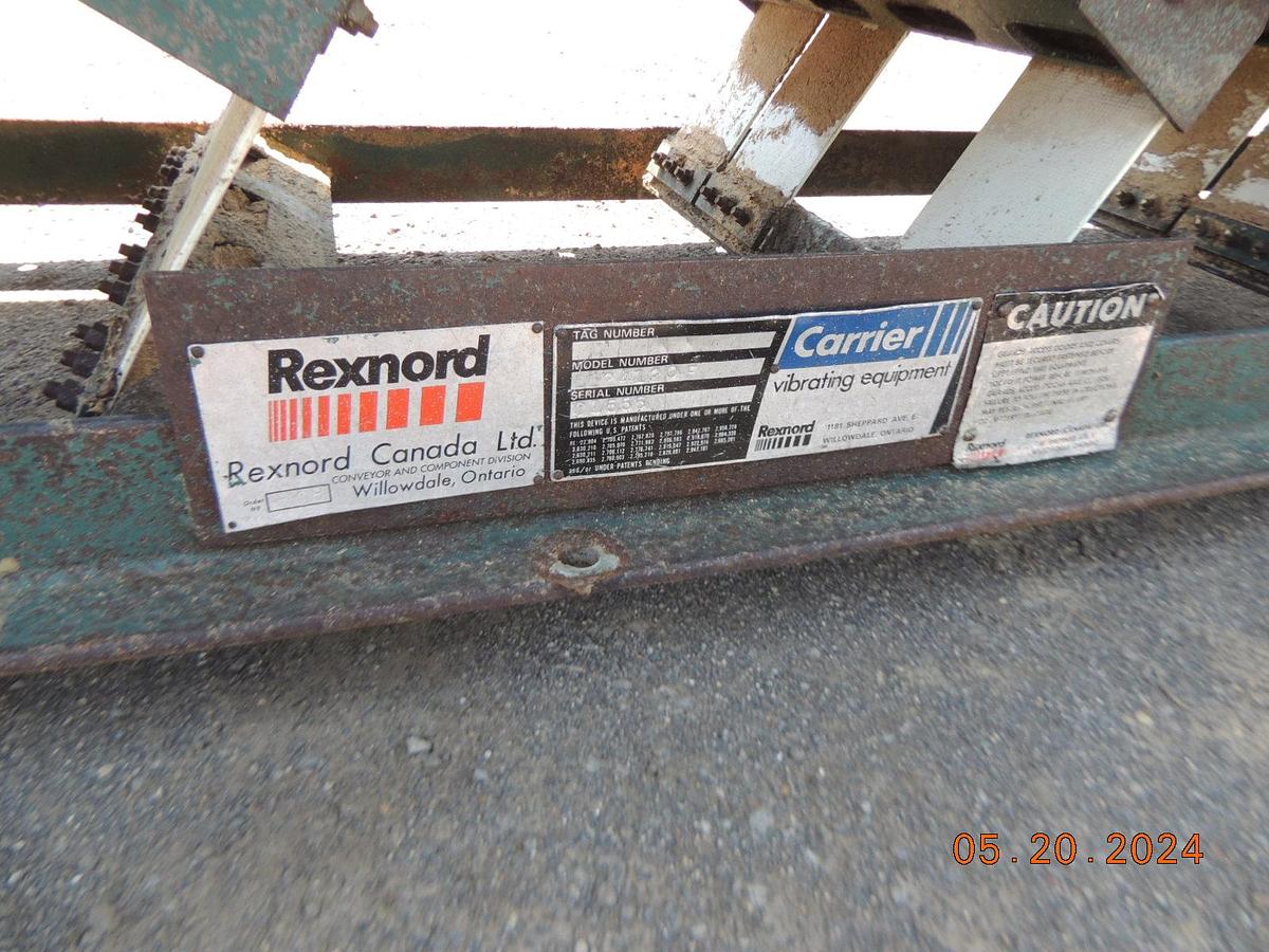 Used Vibrating Conveyor