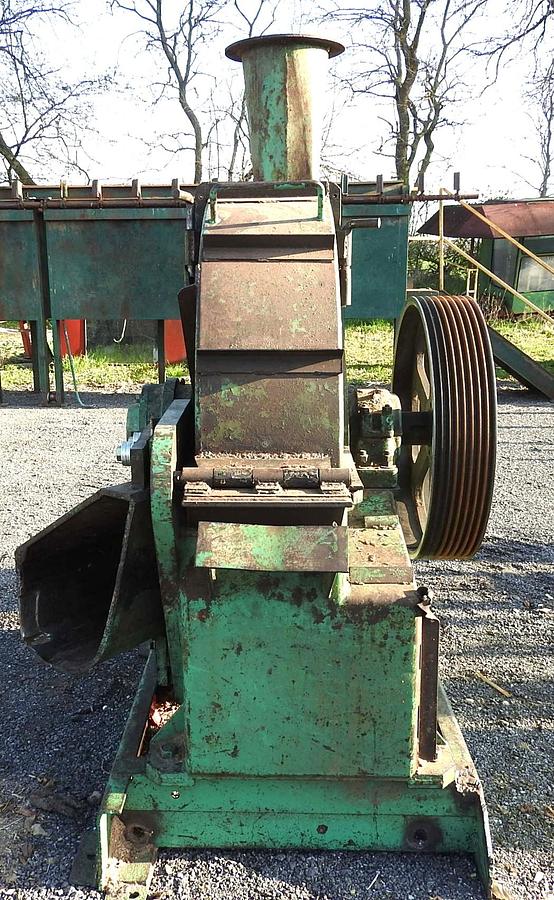 original-used-chipper.JPG
