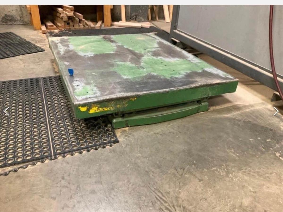 Used American Lifts 2,000 lb. Capacity Scissor Lift Table