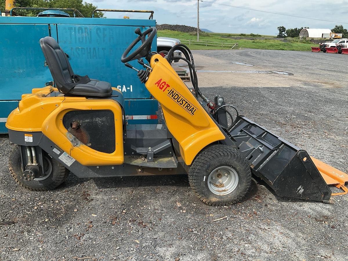 Used 2024 AGT HR230 Wheel Loader