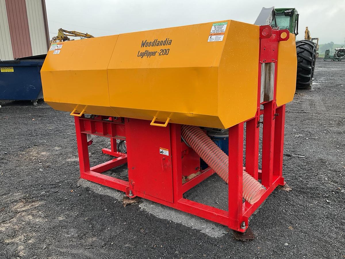 Used Woodlandia 200 Logripper