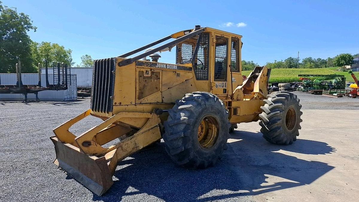 Used 1993 John Deere 640E Cable Skidder