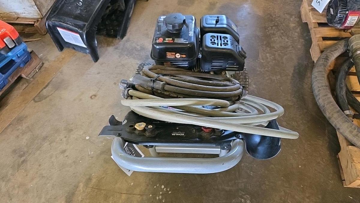 Used Simpson Portable Pressure Washer
