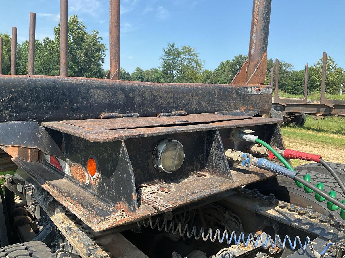 Used 1994 Savannah Log Trailer
