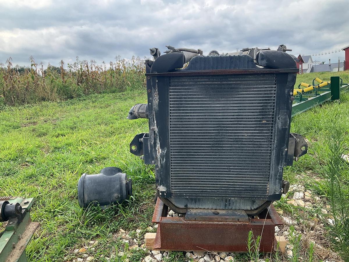 Used 1999 International DT466E Power Unit