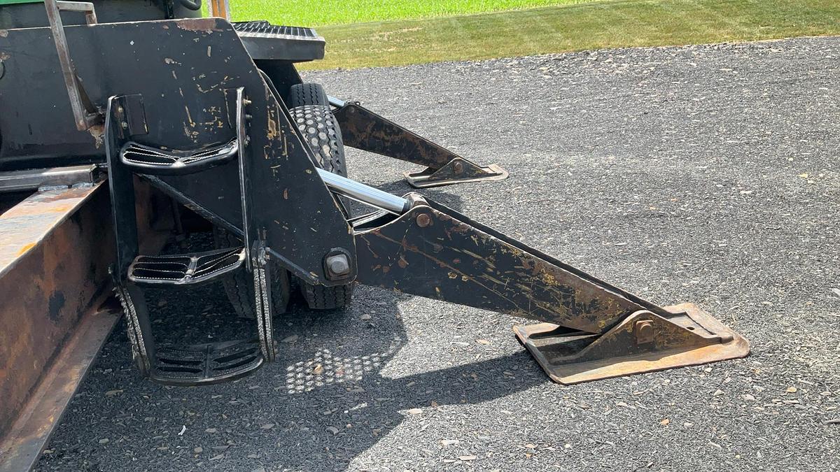 Used 2015 John Deere 437D Knuckleboom Loader