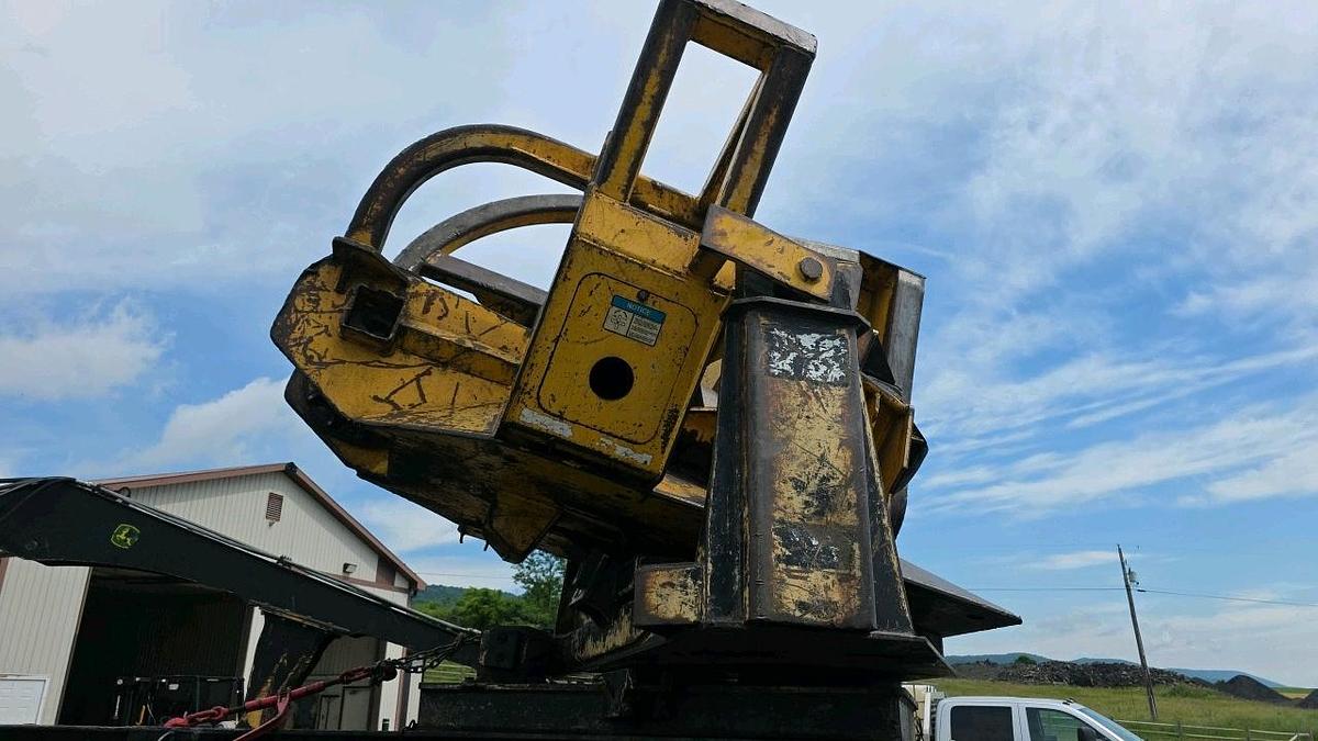 Used 2014 John Deere 437 Knuckleboom Loader