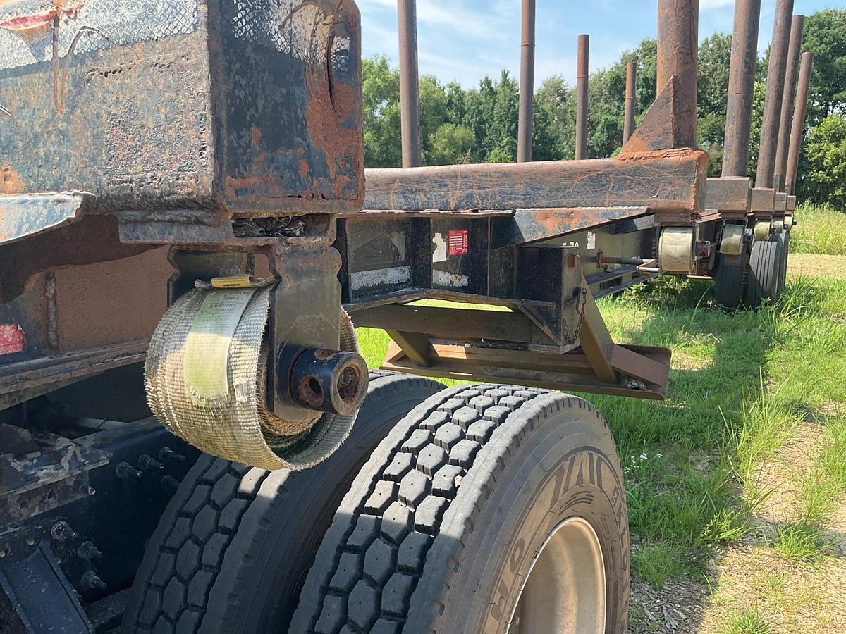 Used 1994 Savannah Log Trailer