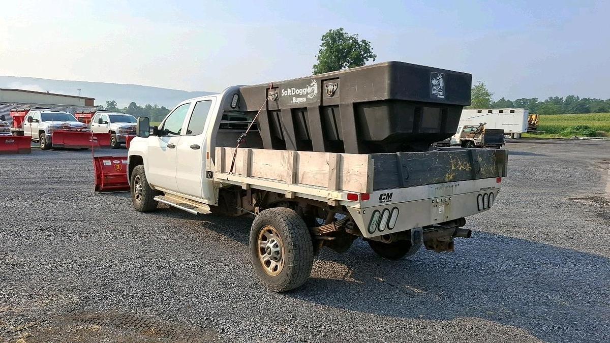 Used 2015 Chevrolet 2500 Flatbed Truck
