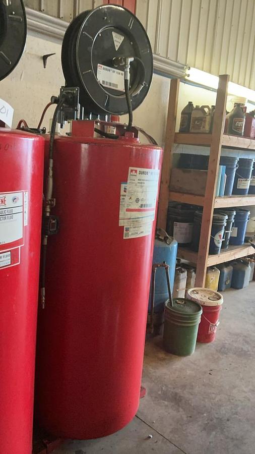 Used Turner Tanks Oil Holding Tank w/ Pump