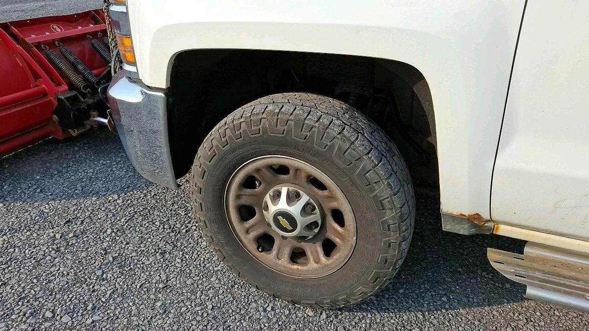 Used 2015 Chevrolet 2500 Flatbed Truck