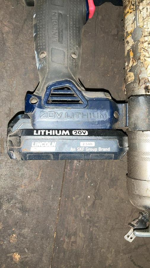 Used Lincoln Battery Grease Gun, Batteries, and Chargers
