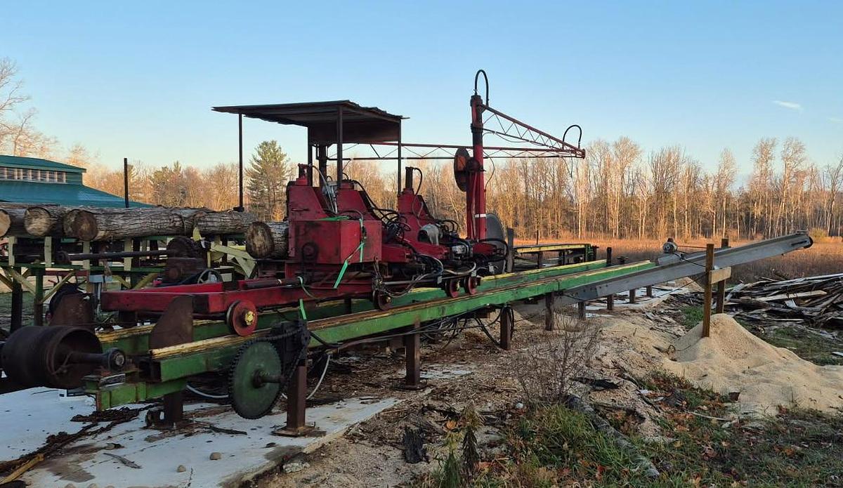 Used Right Hand Circular Sawmill Setup
